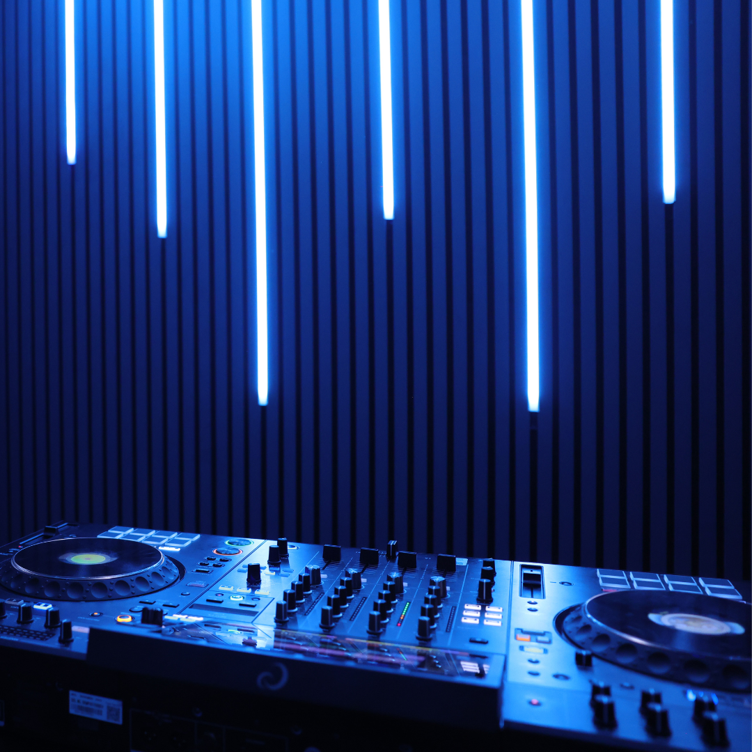 DJ ROOM RENTAL